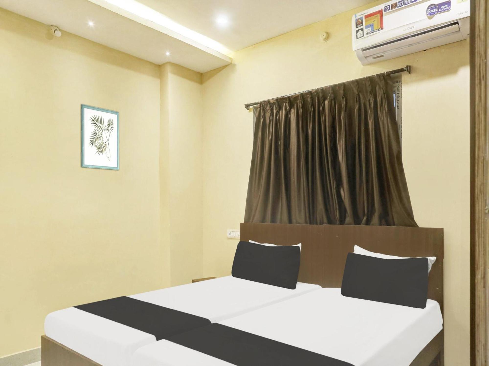 Hotel Spot On Grand Mantralayam Visakhapatnam Zewnętrze zdjęcie