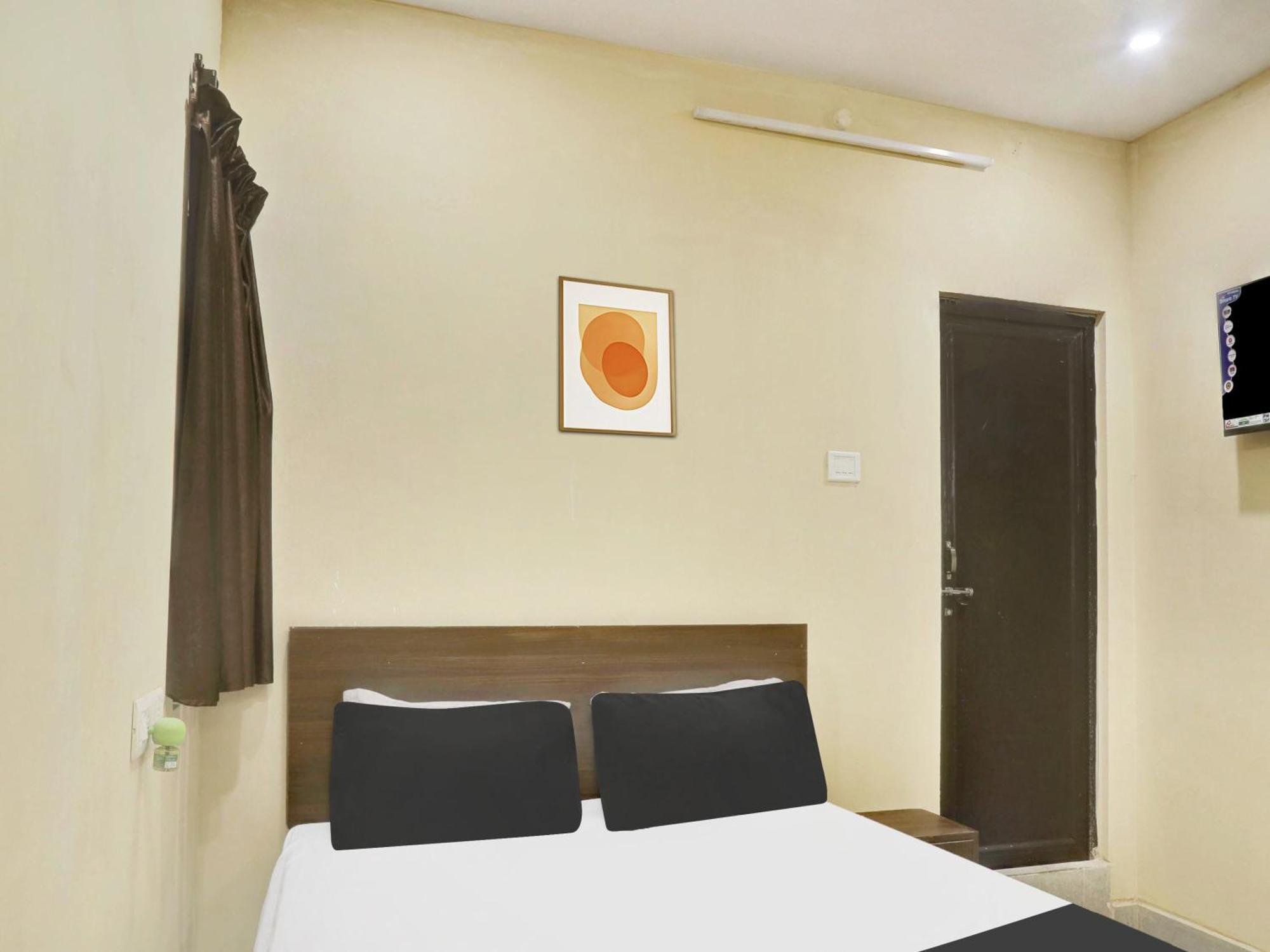 Hotel Spot On Grand Mantralayam Visakhapatnam Zewnętrze zdjęcie
