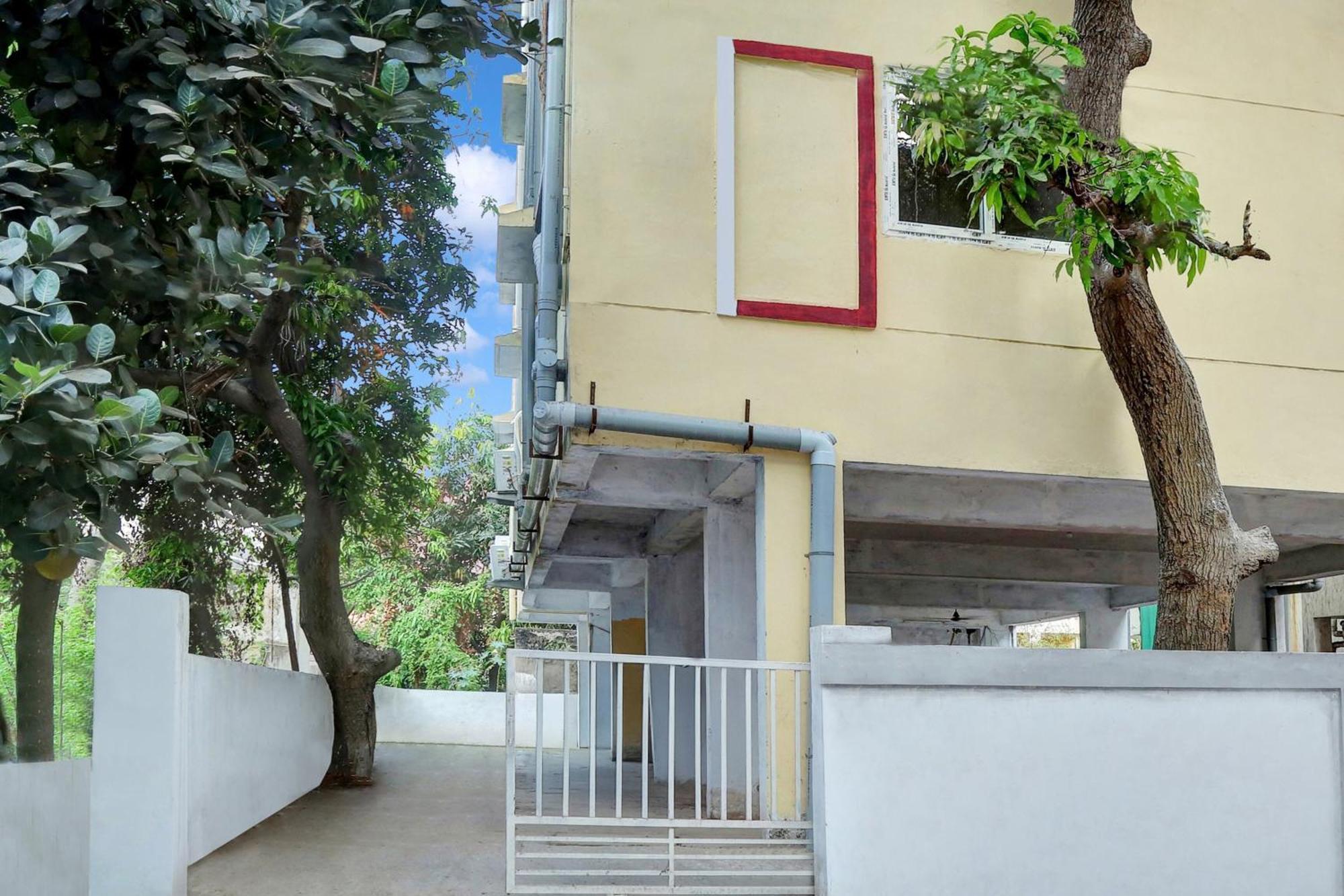Hotel Spot On Grand Mantralayam Visakhapatnam Zewnętrze zdjęcie